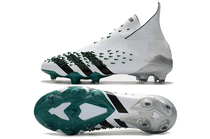 Chuteira de Campo Adidas Predator Freak 21 FG