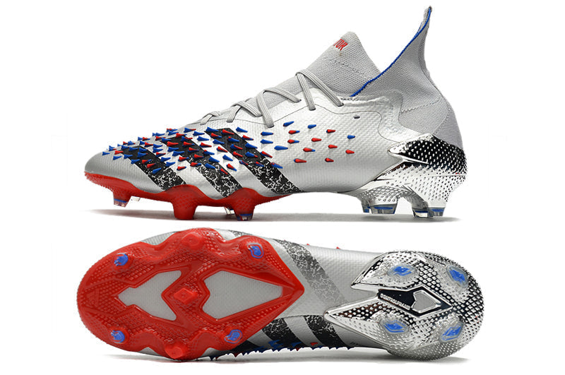 Chuteira de Campo Adidas Predator Freak 21 FG