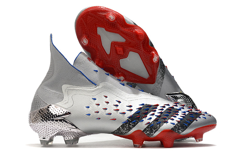 Chuteira de Campo Adidas Predator Freak 21 FG