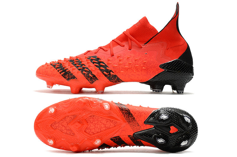 Chuteira de Campo Adidas Predator Freak 21 FG