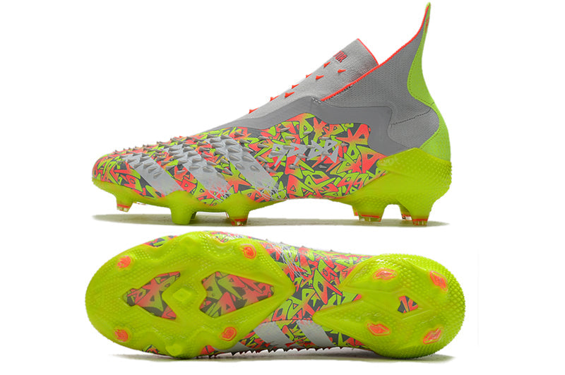 Chuteira de Campo Adidas Predator Freak 21 FG