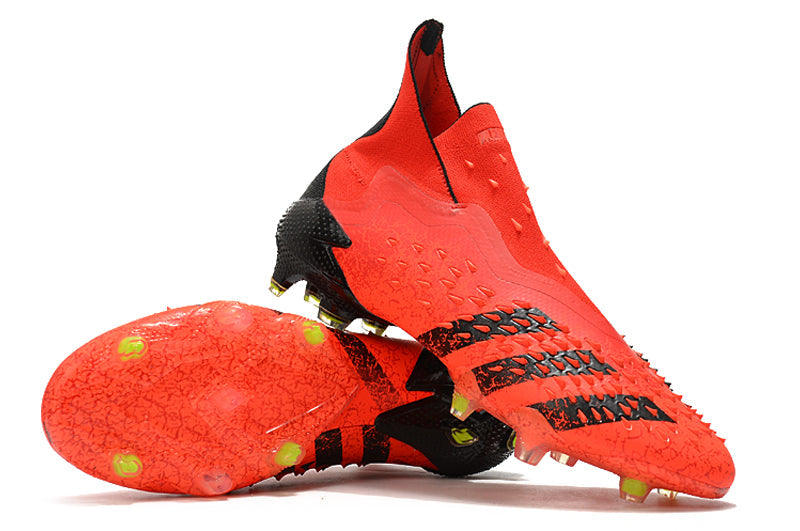 Chuteira de Campo Adidas Predator Freak 21 FG
