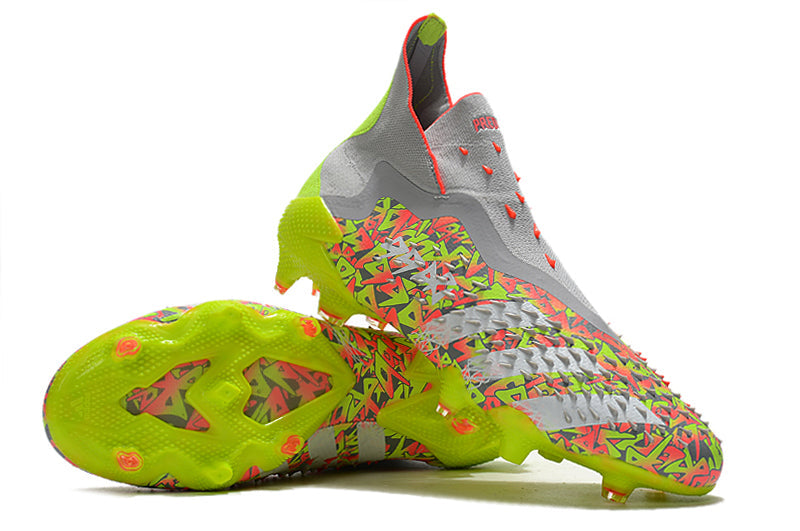 Chuteira de Campo Adidas Predator Freak 21 FG